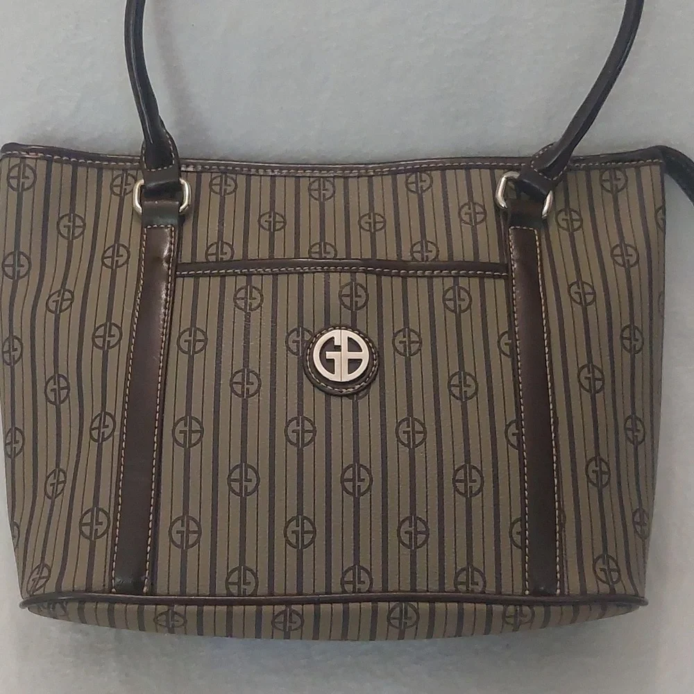 Giani Bernini Stripe Signature Small Tote Handbag in Khaki/Brown. - Picture 2 of 9